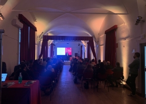 Dopo 2 anni di eventi virtuali, la CConsulting torna in presenza con l’11 edizione del suo evento XLayers questa volta a Milano, questa volta in una cornice di bellezza e storicità fuori dal tempo, conferendo un’idea volutamente contrastante con il prodot